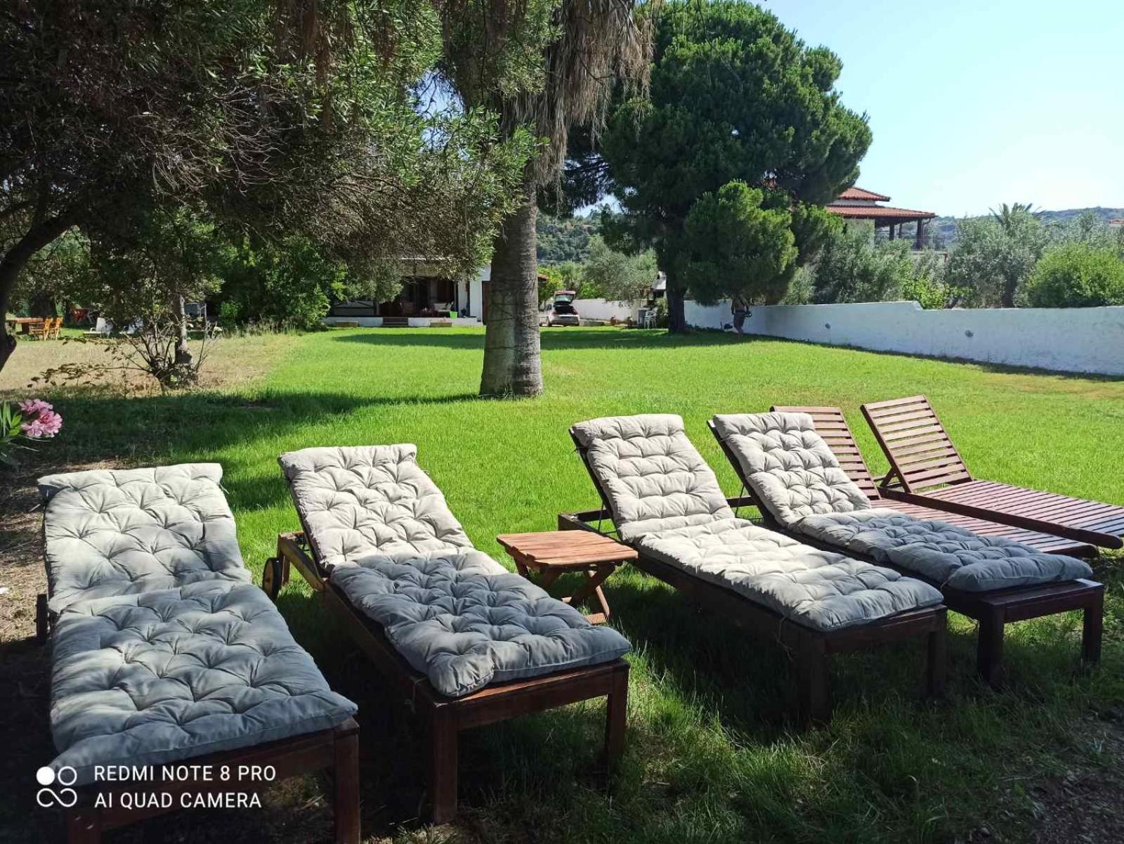 Seafront Villa Joan Nea Skioni Exteriör bild